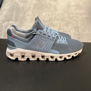 On Cloudswift Running Shoes Women's 8.5 Lake Sky Athletic Sneakers